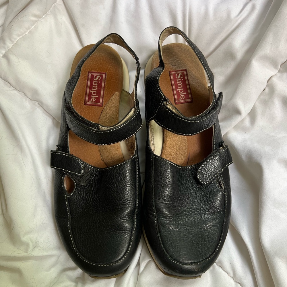 Simple Shoes - image 3